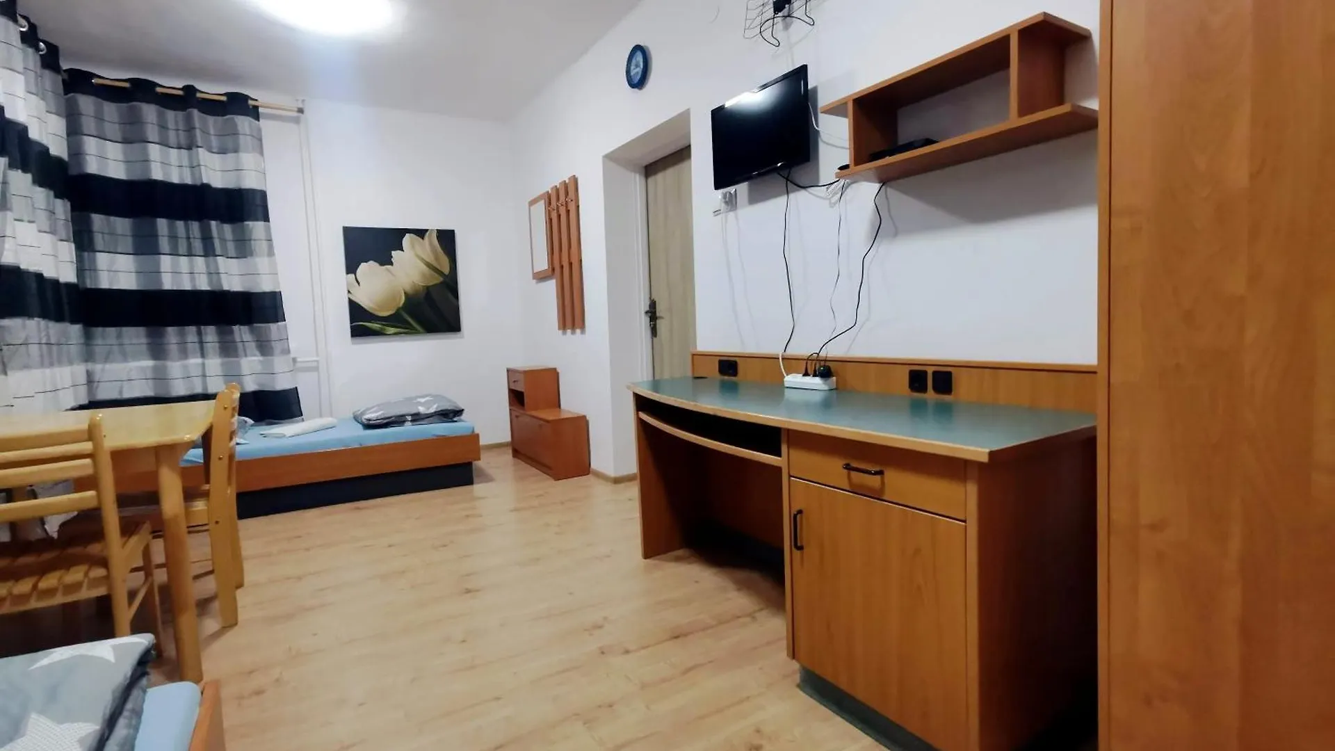 Hostel Bagrowa Plus Krakow Poland
